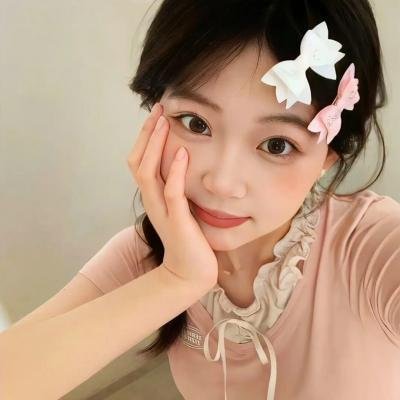 致亲爱的孤独者 海报