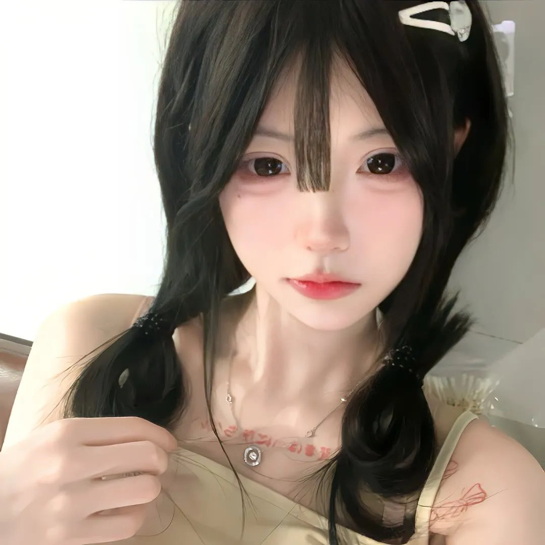 半夜不要照镜子 海报